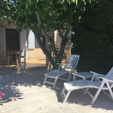 Ferienwohnung Petit Cocon Dans Le Luberon Lauris Exterior foto