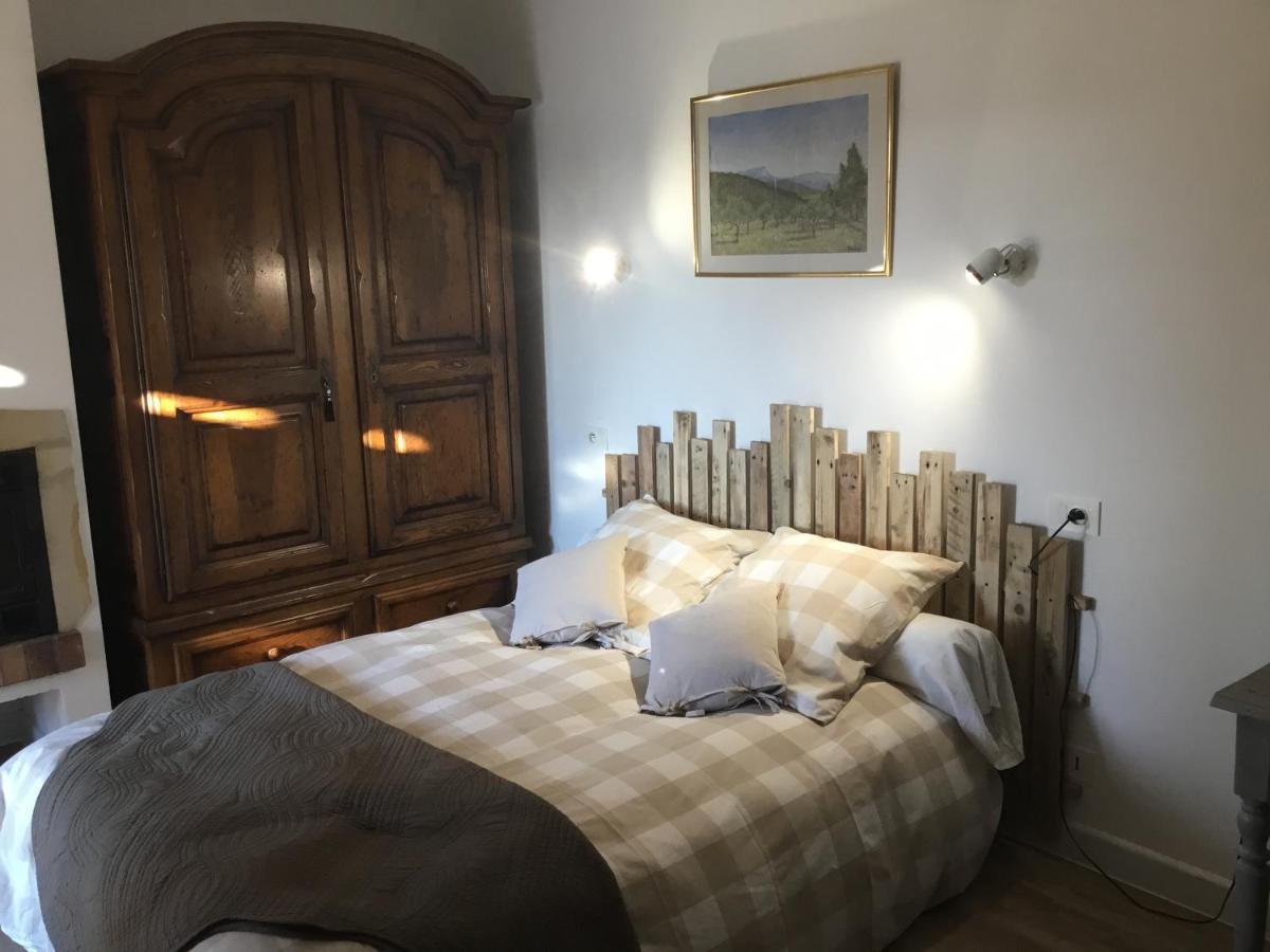Ferienwohnung Petit Cocon Dans Le Luberon Lauris Exterior foto